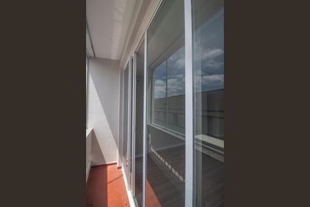Apartamento para alugar com 180m², 3 quartos e 1 vagaVaranda