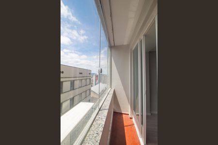 Apartamento para alugar com 180m², 3 quartos e 1 vagaVaranda