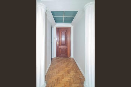 Apartamento para alugar com 180m², 3 quartos e 1 vagaSala