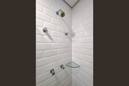 Casa de condomínio para alugar com 20m², 1 quarto e sem vagaBanheiro