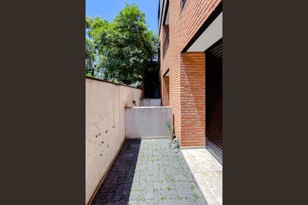 Casa de condomínio para alugar com 20m², 1 quarto e sem vagaVaranda