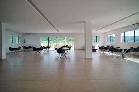 Apartamento para alugar com 55m², 2 quartos e 1 vagaÁrea comum - Salão de festas