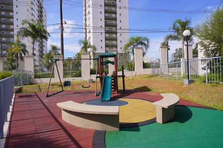 Apartamento para alugar com 55m², 2 quartos e 1 vagaÁrea comum - Playground