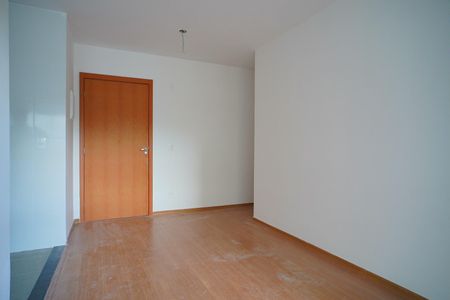 Sala de apartamento à venda com 2 quartos, 55m² em Jardim Carvalho, Porto Alegre