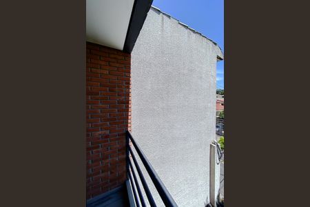 Casa de condomínio para alugar com 20m², 1 quarto e sem vaga Casa de condomínio para alugar com 20m², 1 quarto e sem vagaVaranda