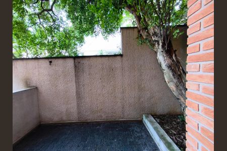 Studio para alugar com 20m², 1 quarto e sem vaga Studio para alugar com 20m², 1 quarto e sem vagaVaranda