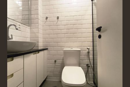 Studio para alugar com 20m², 1 quarto e sem vaga Studio para alugar com 20m², 1 quarto e sem vagaBanheiro