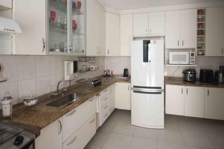 Casa de condomínio à venda com 137m², 3 quartos e sem vagaCozinha