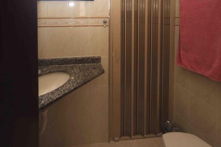 Casa de condomínio à venda com 137m², 3 quartos e sem vagaBanheiro da Social