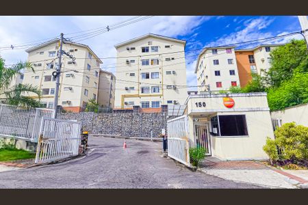 Apartamento à venda com 44m², 2 quartos e 1 vagaFachada e portaria