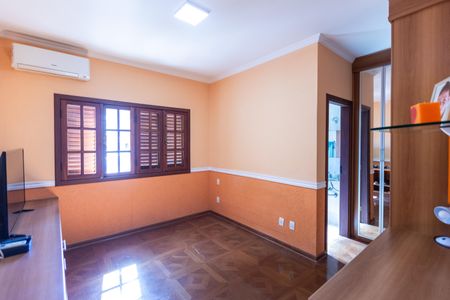 Casa de condomínio à venda com 255m², 3 quartos e 3 vagasSuíte 1