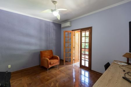 Casa de condomínio à venda com 255m², 3 quartos e 3 vagasSuíte 3