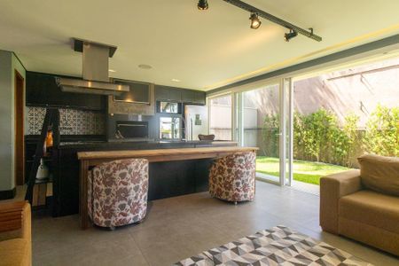 Casa de condomínio à venda com 301m², 3 quartos e 4 vagasCozinha