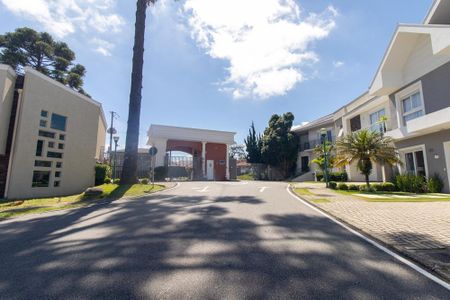 Casa de condomínio à venda com 301m², 3 quartos e 4 vagasÁrea externa