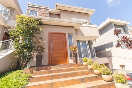 Casa de condomínio à venda com 301m², 3 quartos e 4 vagasFachada