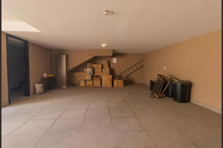 Casa de condomínio à venda com 301m², 3 quartos e 4 vagasGaragem