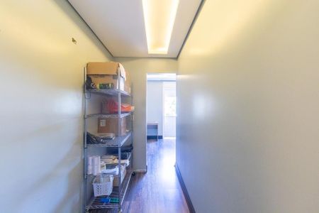 Casa de condomínio à venda com 301m², 3 quartos e 4 vagasCloset da suíte 2