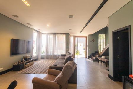 Sala de casa de condomínio à venda com 3 quartos, 301m² em Pilarzinho, Curitiba