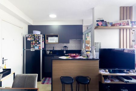 Apartamento à venda com 34m², 2 quartos e 1 vaga Apartamento à venda com 34m², 2 quartos e 1 vagaSala