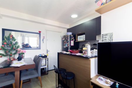 Apartamento à venda com 34m², 2 quartos e 1 vaga Apartamento à venda com 34m², 2 quartos e 1 vagaSala