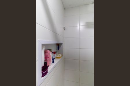 Apartamento à venda com 34m², 2 quartos e 1 vaga Apartamento à venda com 34m², 2 quartos e 1 vagaBanheiro