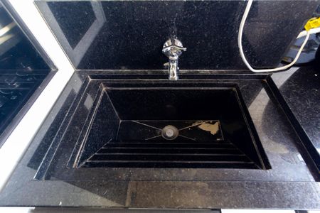 Apartamento à venda com 34m², 2 quartos e 1 vaga Apartamento à venda com 34m², 2 quartos e 1 vagaÁrea de Serviço