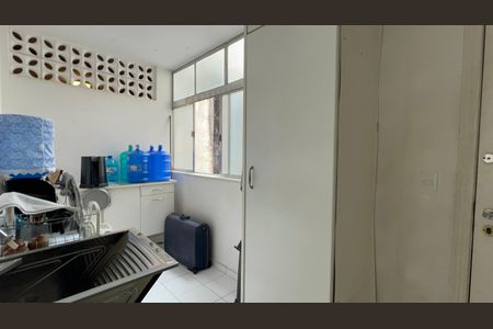 Apartamento à venda com 100m², 2 quartos e 1 vagaÁrea de Serviço