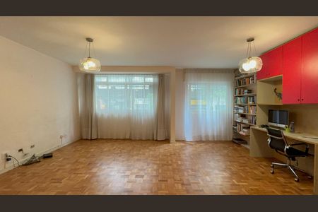 Apartamento à venda com 100m², 2 quartos e 1 vagaSala