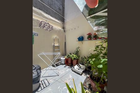 Casa para alugar com 135m², 2 quartos e 2 vagasQuintal