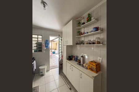 Casa para alugar com 135m², 2 quartos e 2 vagasCozinha