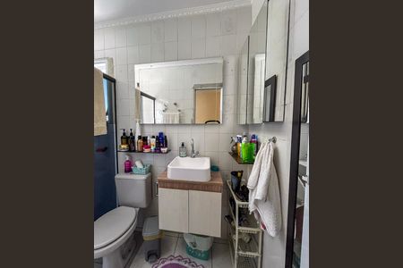 Casa para alugar com 135m², 2 quartos e 2 vagasBanheiro 1