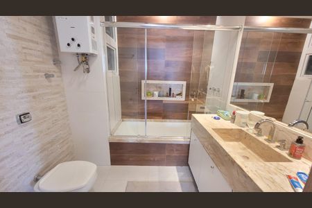 Apartamento à venda com 3 quartos, 142m² em Cidade Baixa, Porto Alegre