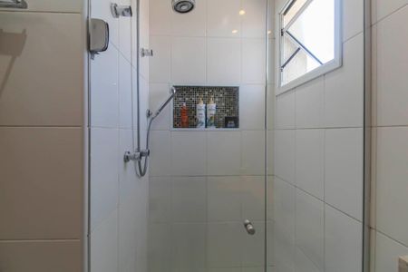 Apartamento à venda com 72m², 2 quartos e 1 vaga