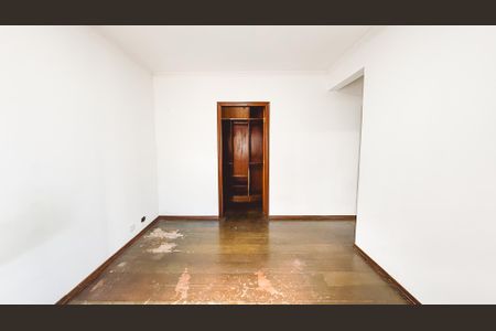 Casa à venda com 248m², 4 quartos e 7 vagasQuarto Suíte