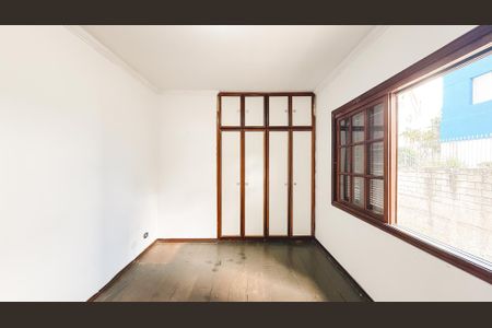 Casa à venda com 248m², 4 quartos e 7 vagasQuarto 1