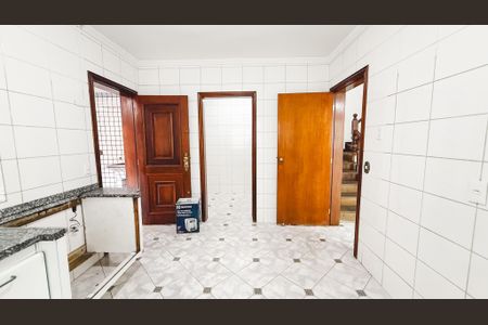 Casa à venda com 248m², 4 quartos e 7 vagasCozinha