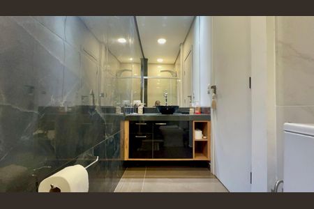 Apartamento para alugar com 83m², 2 quartos e 1 vaga Apartamento para alugar com 83m², 2 quartos e 1 vagaBanheiro
