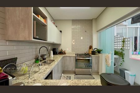 Apartamento para alugar com 83m², 2 quartos e 1 vaga Apartamento para alugar com 83m², 2 quartos e 1 vagaCozinha