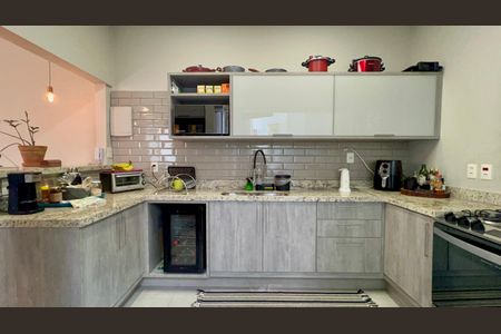 Apartamento para alugar com 83m², 2 quartos e 1 vaga Apartamento para alugar com 83m², 2 quartos e 1 vagaCozinha
