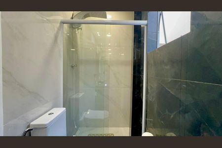Apartamento para alugar com 83m², 2 quartos e 1 vaga Apartamento para alugar com 83m², 2 quartos e 1 vagaBanheiro