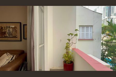 Apartamento para alugar com 83m², 2 quartos e 1 vaga Apartamento para alugar com 83m², 2 quartos e 1 vagaSacada