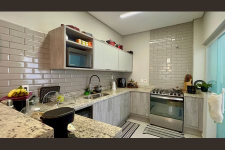 Apartamento para alugar com 83m², 2 quartos e 1 vaga Apartamento para alugar com 83m², 2 quartos e 1 vagaCozinha