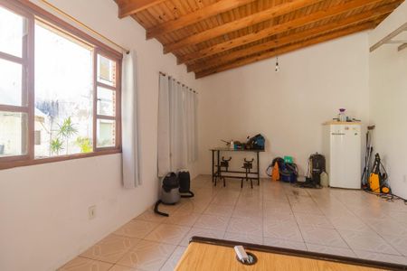 Casa para alugar com 1 quarto, 46m² em Cavalhada, Porto Alegre