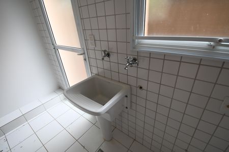 Casa de condomínio para alugar com 220m², 3 quartos e 4 vagasÁrea de Serviço