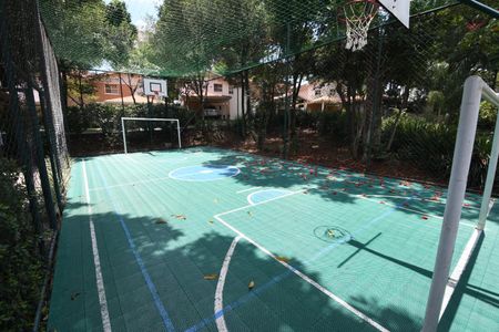 Casa de condomínio para alugar com 220m², 3 quartos e 4 vagasQuadra Esportiva