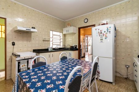 Casa à venda com 140m², 4 quartos e 2 vagasCozinha