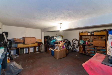 Casa à venda com 140m², 4 quartos e 2 vagasDepósito