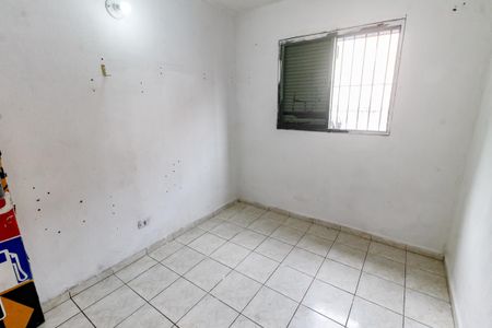 Quarto 1 de apartamento para alugar com 3 quartos, 59m² em Parque Pinheiros, Taboão da Serra