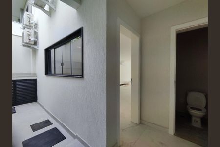 Casa de condomínio para alugar com 315m², 4 quartos e 2 vagasÁrea de Serviço