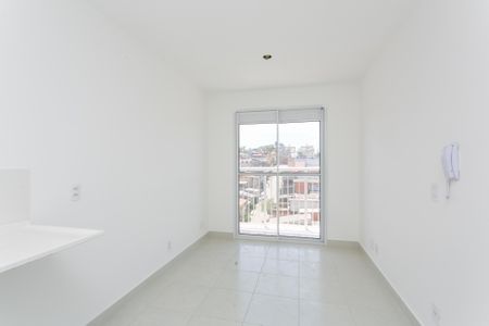 Sala de apartamento para alugar com 2 quartos, 48m² em Vila Carmosina, São Paulo